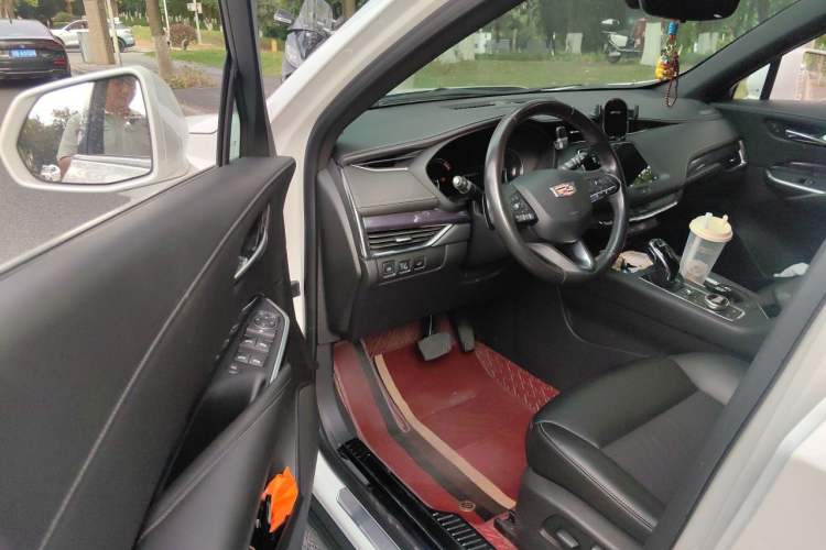 Used Cadillac XT4 2020 28T Two-Wheel Drive Tech Version Driver Seat