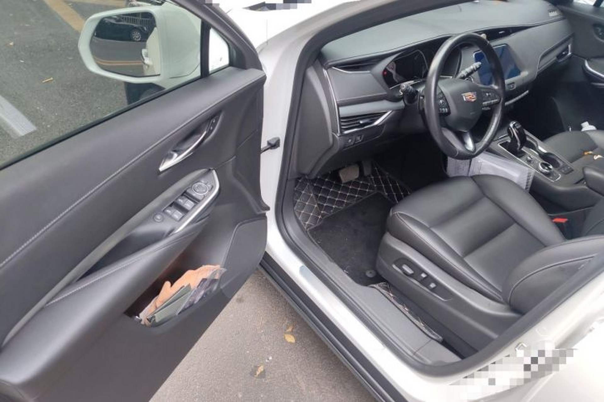 Used Cadillac XT4 2020 Revised Version 28T Two-Wheel Drive Leading Edition Driver Seat