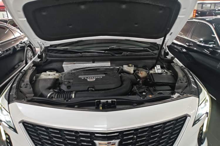 Used Cadillac XT4 2020 28T Two-Wheel-Drive Leading Version Engine Bay