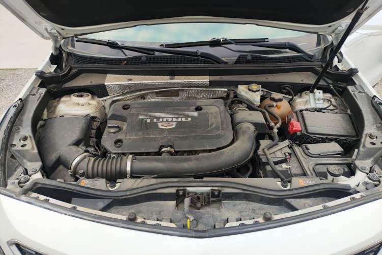 Used Cadillac XT4 2020 Revised Version 28T Two-Wheel Drive Tech Edition Engine Bay