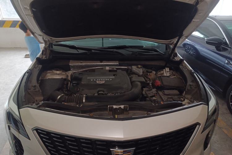 Used Cadillac XT4 2020 28T Four-Wheel Drive Leading Edition Engine Bay