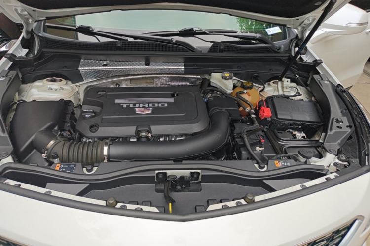 Used Cadillac XT4 2020 Revised Version 28T Two-Wheel Drive Tech Edition Engine Bay
