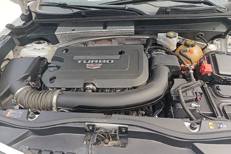 Used Cadillac XT4 2020 28T Two-Wheel-Drive Leading Version Engine Bay