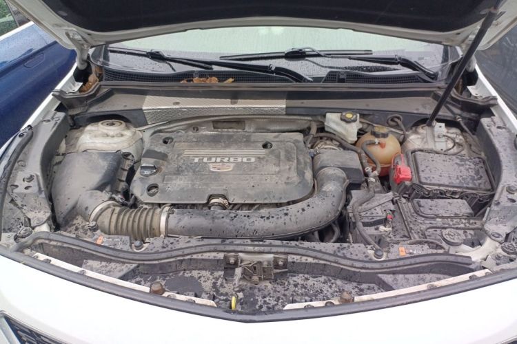 Used Cadillac XT4 2020 Revised Version 28T Two-Wheel Drive Tech Edition Engine Bay
