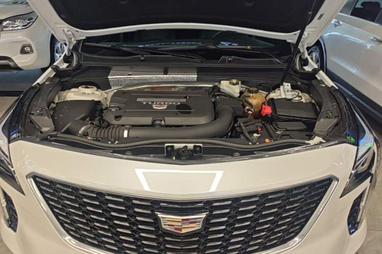 Used Cadillac XT4 2020 Revised Version 28T Two-Wheel Drive Leading Edition Engine Bay