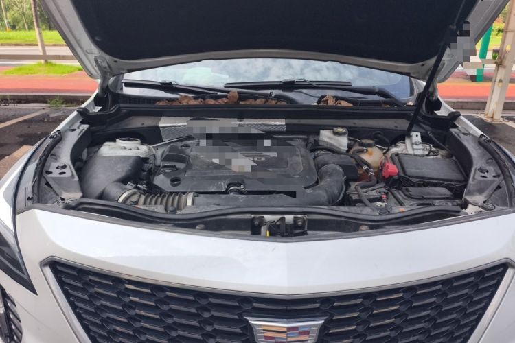 Used Cadillac XT4 2020 28T Two-Wheel-Drive Leading Version Engine Bay