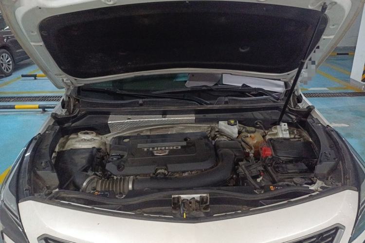 Used Cadillac XT4 2020 28T Two-Wheel-Drive Leading Version Engine Bay