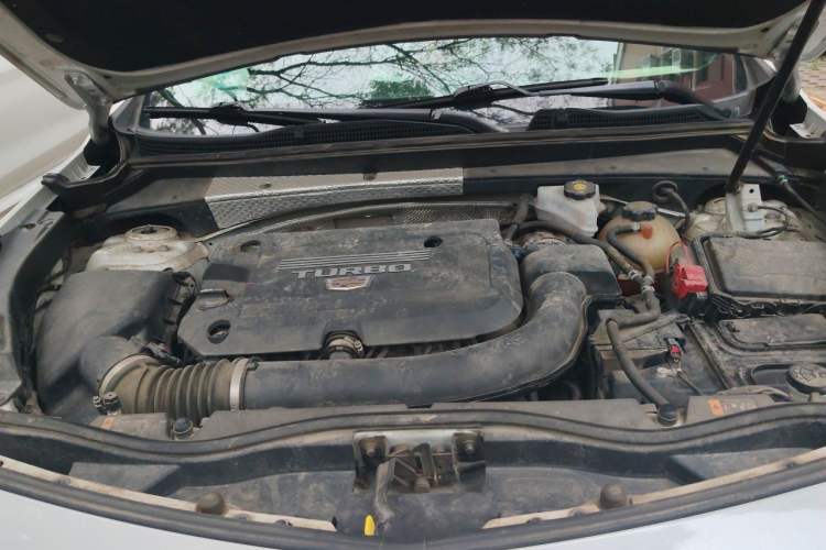 Used Cadillac XT4 2020 Revised Version 28T Two-Wheel Drive Luxury Edition Engine Bay
