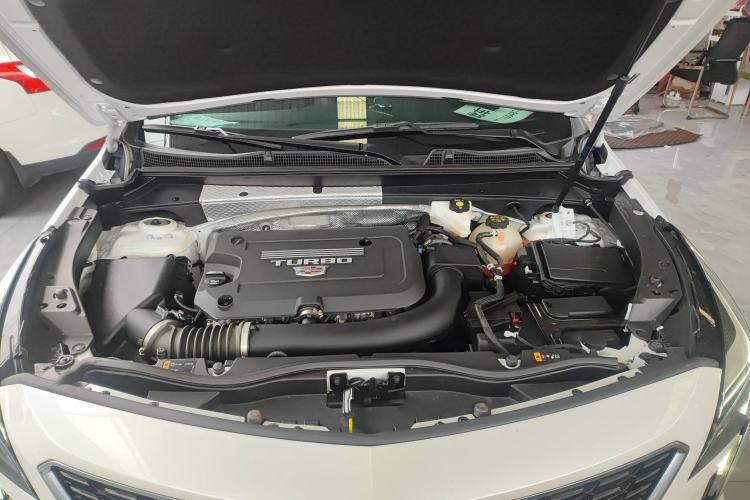 Used Cadillac XT4 2020 Revised Version 28T Two-Wheel Drive Leading Edition Engine Bay