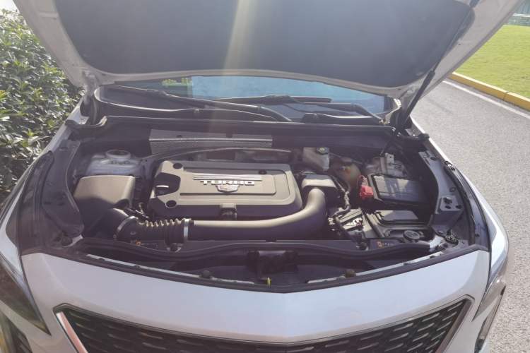 Used Cadillac XT4 2020 Revised Version 28T Two-Wheel Drive Tech Edition Engine Bay