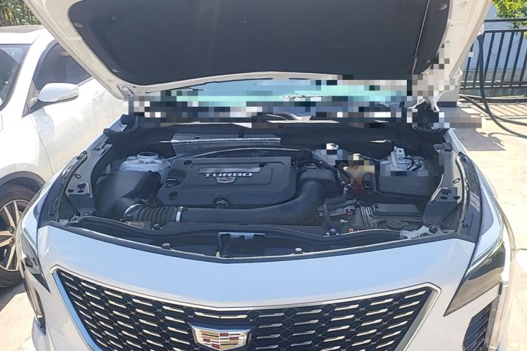 Used Cadillac XT4 2020 Revised Version 28T Two-Wheel Drive Tech Edition Engine Bay