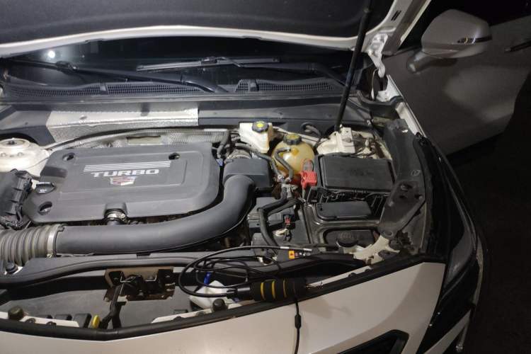 Used Cadillac XT4 2020 Revised Version 28T Two-Wheel Drive Leading Edition Engine Bay Left