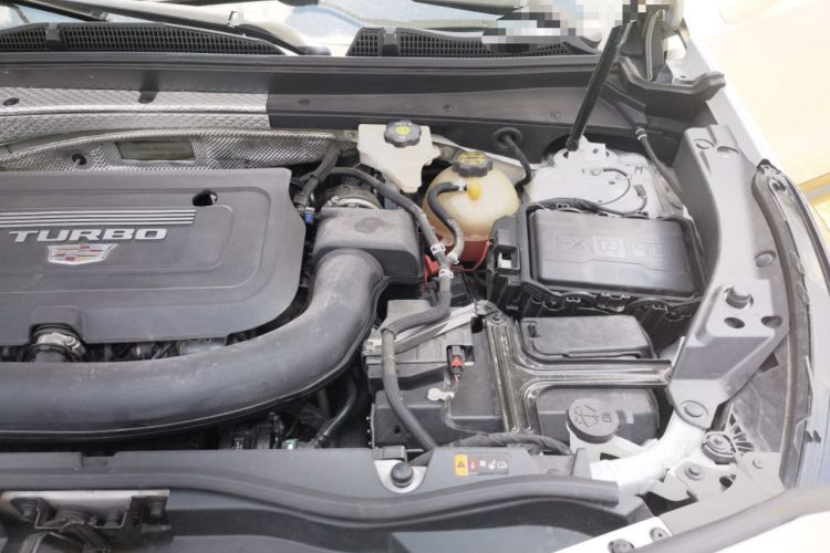 Used Cadillac XT4 2020 Revised Version 28T Two-Wheel Drive Tech Edition Engine Bay Left