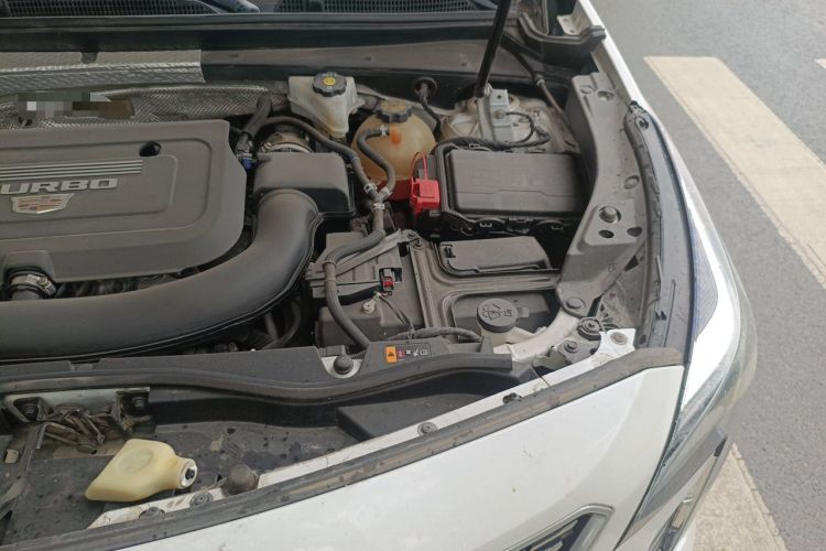 Used Cadillac XT4 2020 Revised Version 28T Two-Wheel Drive Leading Edition Engine Bay Left