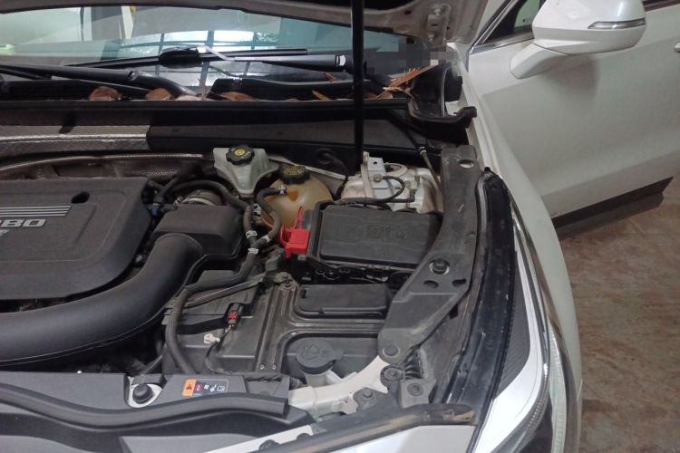 Used Cadillac XT4 2020 Revised Version 28T Two-Wheel Drive Leading Edition Engine Bay Left