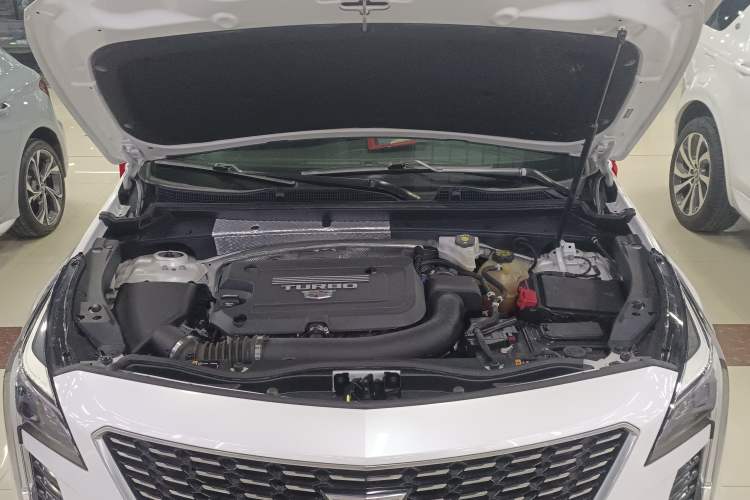 Used Cadillac XT4 2020 28T Two-Wheel-Drive Leading Version Engine Bay