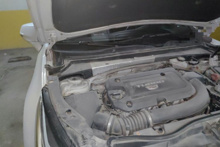 Used Cadillac XT4 2020 Revised Version 28T Two-Wheel Drive Leading Edition Engine Bay Right