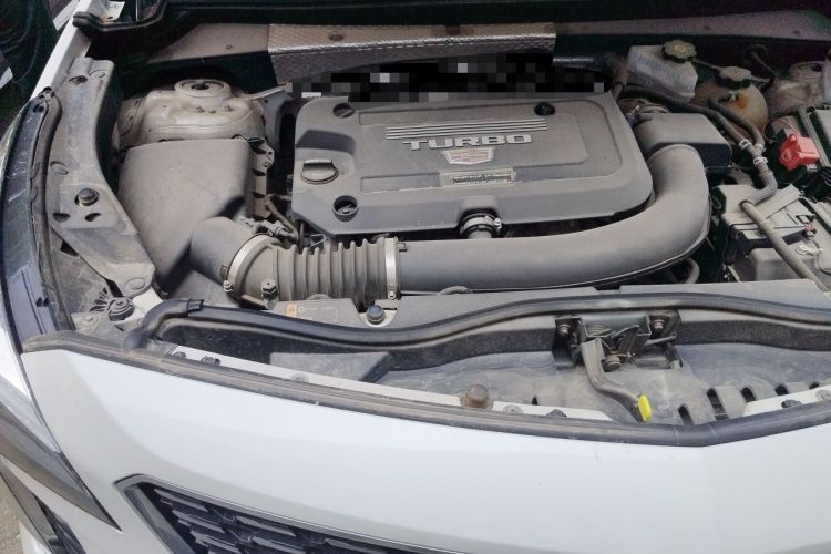 Used Cadillac XT4 2020 28T Two-Wheel Drive Tech Version Engine Bay Right