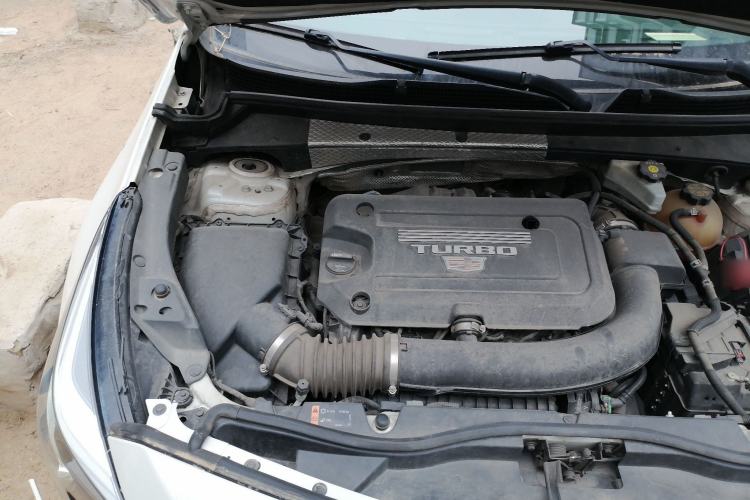 Used Cadillac XT4 2020 Revised Version 28T Two-Wheel Drive Tech Edition Engine Bay Right