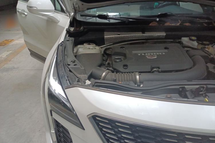Used Cadillac XT4 2020 Revised Version 28T Two-Wheel Drive Leading Edition Engine Bay Right