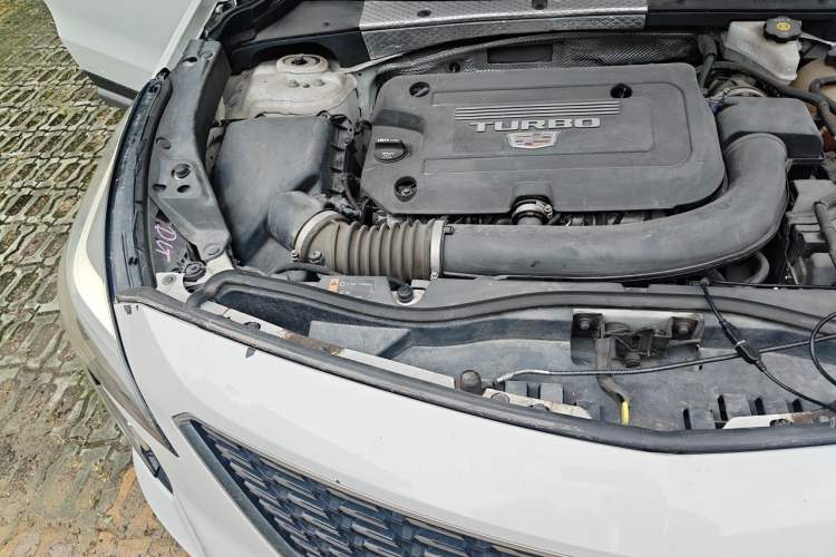 Used Cadillac XT4 2020 Revised Version 28T Two-Wheel Drive Leading Edition Engine Bay Right