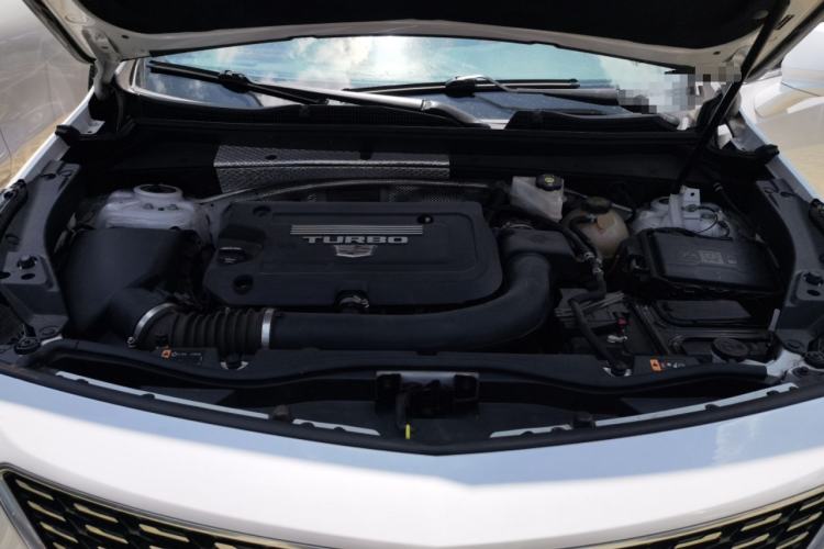 Used Cadillac XT4 2020 Revised Version 28T Two-Wheel Drive Tech Edition Engine Bay
