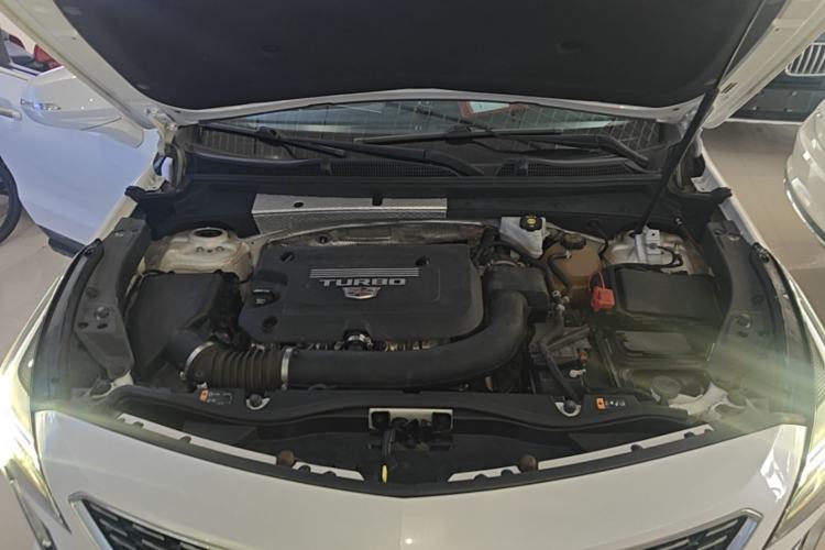 Used Cadillac XT4 2020 Revised Version 28T Two-Wheel Drive Tech Edition Engine Bay