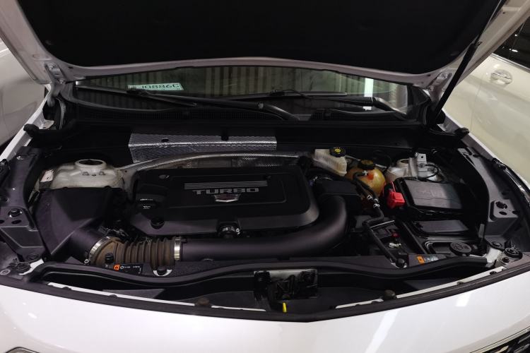 Used Cadillac XT4 2020 28T Two-Wheel-Drive Leading Version Engine Bay