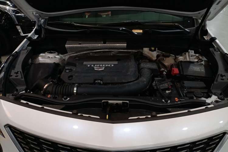 Used Cadillac XT4 2020 Revised Version 28T Two-Wheel Drive Leading Edition Engine Bay