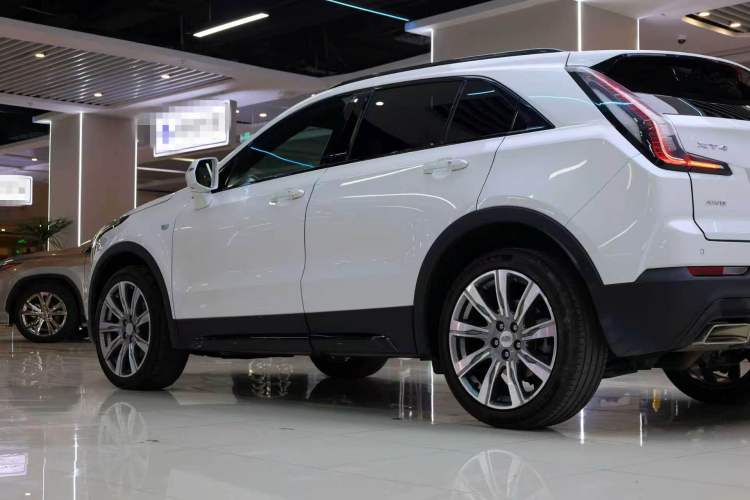 Used Cadillac XT4 2020 28T 4x4 Platinum Sport Edition Exterior 10