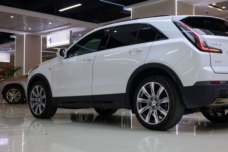 Used Cadillac XT4 2020 28T 4x4 Platinum Sport Edition Exterior 10