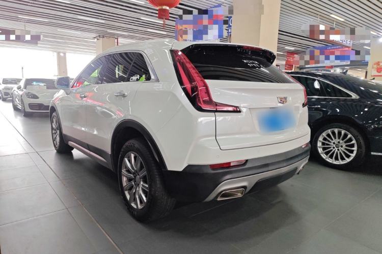 Used Cadillac XT4 2020 28T Two-Wheel-Drive Leading Version Exterior 2