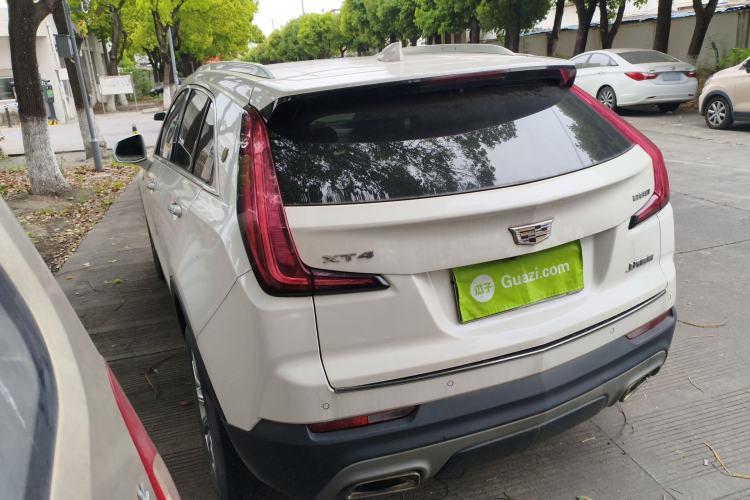 Used Cadillac XT4 2020 28T Two-Wheel-Drive Leading Version Exterior 2