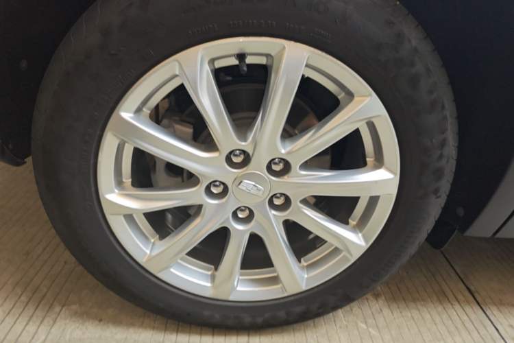 Used Cadillac XT4 2020 Revised Version 28T Two-Wheel Drive Tech Edition Exterior 2