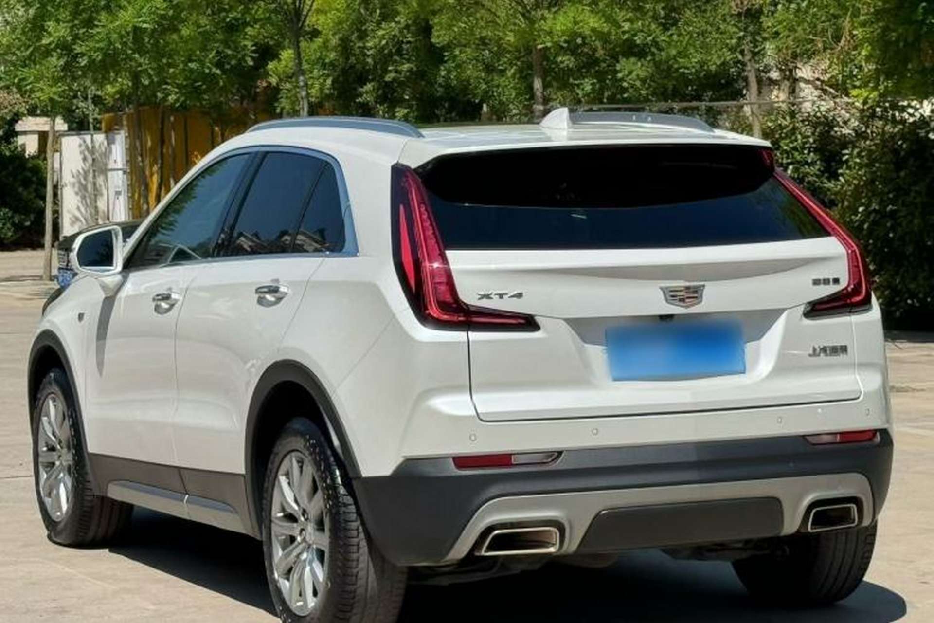 Used Cadillac XT4 2020 Revised Version 28T Two-Wheel Drive Leading Edition Exterior 2