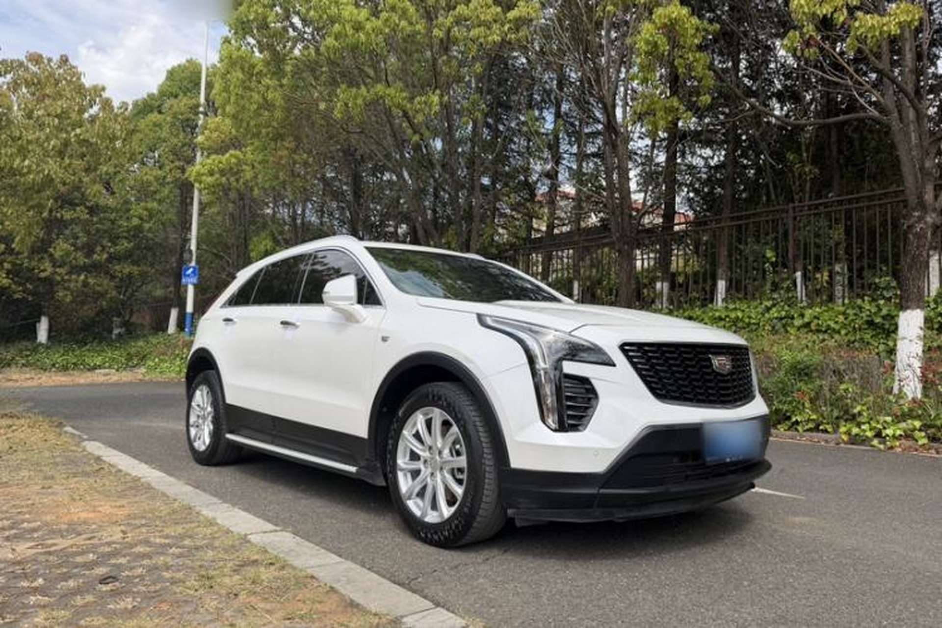 Used Cadillac XT4 2020 Revised Version 28T Two-Wheel Drive Tech Edition Exterior 2
