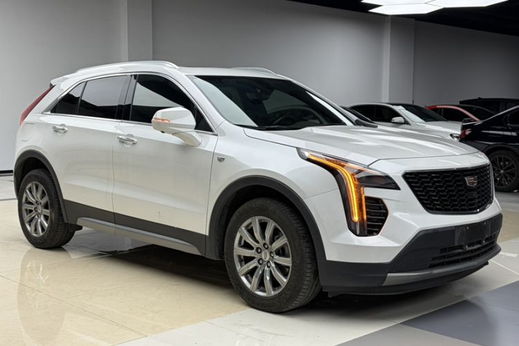 Used Cadillac XT4 2020 28T Two-Wheel-Drive Leading Version Exterior 3
