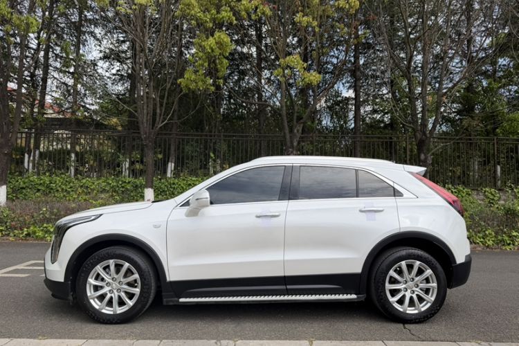 Used Cadillac XT4 2020 Revised Version 28T Two-Wheel Drive Tech Edition Exterior 3