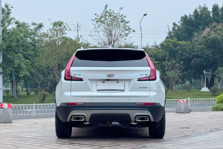 Used Cadillac XT4 2020 28T Two-Wheel-Drive Leading Version Exterior 3