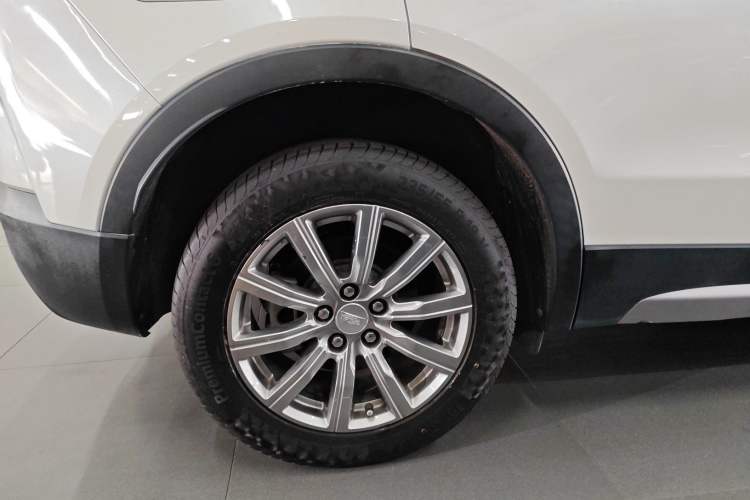 Used Cadillac XT4 2020 28T Two-Wheel-Drive Leading Version Exterior 4