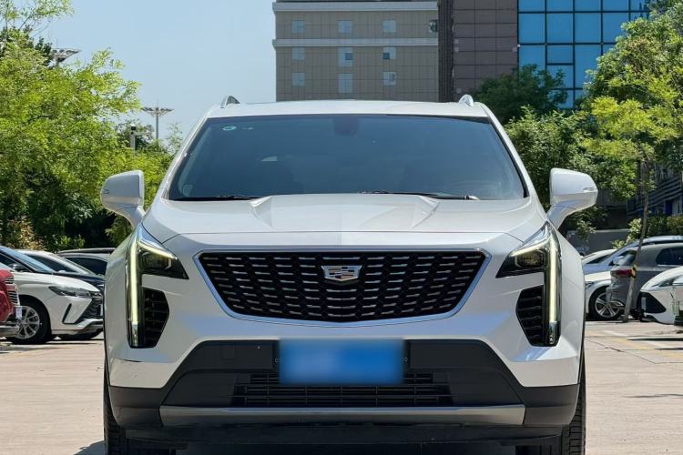 Used Cadillac XT4 2020 Revised Version 28T Two-Wheel Drive Leading Edition Exterior 4
