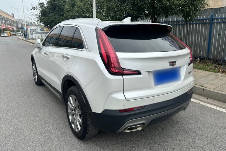Used Cadillac XT4 2020 Revised Version 28T Two-Wheel Drive Leading Edition Exterior 5