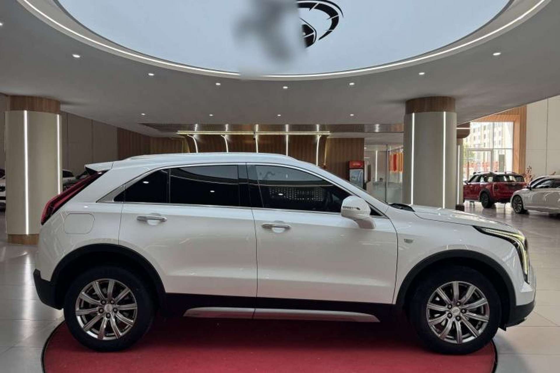 Used Cadillac XT4 2020 28T Two-Wheel-Drive Leading Version Exterior 6