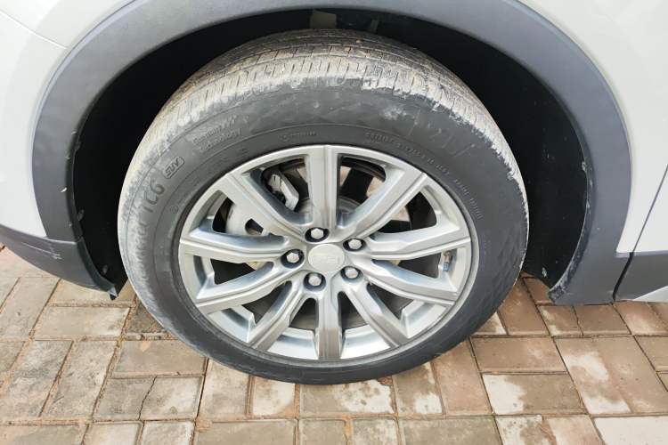 Used Cadillac XT4 2020 28T Two-Wheel-Drive Leading Version Exterior 7