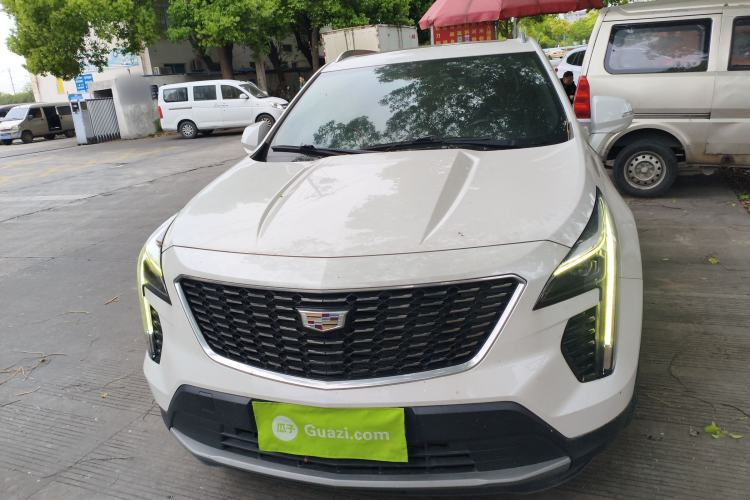 Used Cadillac XT4 2020 28T Two-Wheel-Drive Leading Version Front