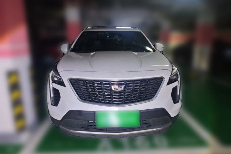 Used Cadillac XT4 2020 28T Two-Wheel-Drive Luxury Version Front