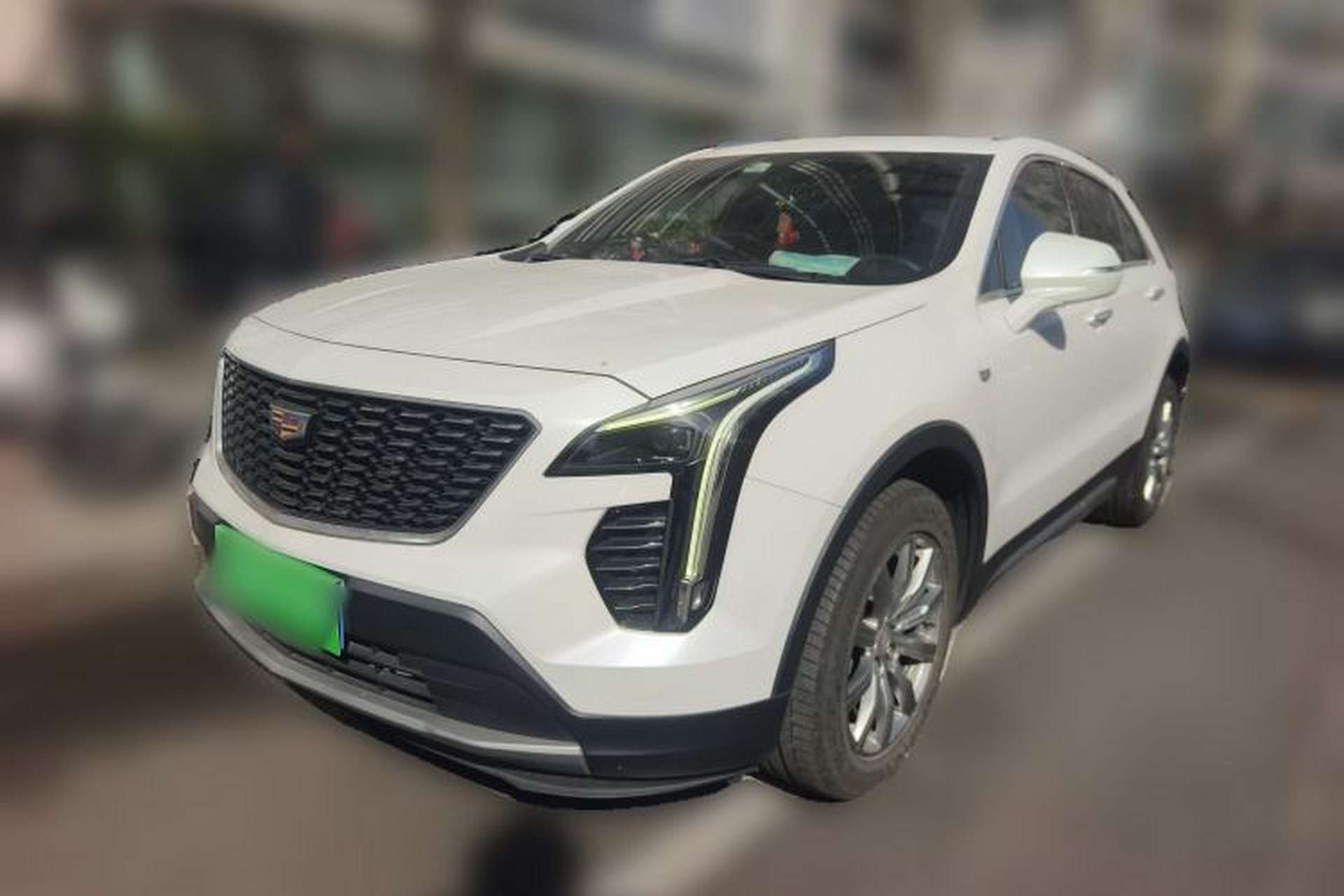 Used Cadillac XT4 2020 28T Two-Wheel-Drive Leading Version Front Left 45 Deg