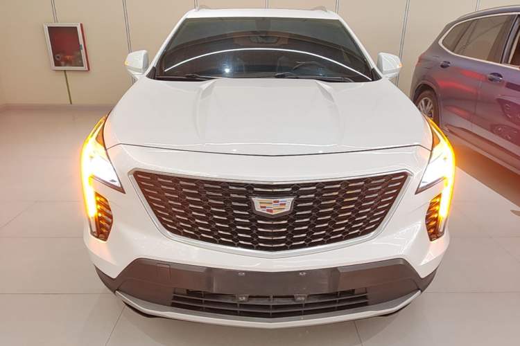 Used Cadillac XT4 2020 28T Two-Wheel-Drive Leading Version Front