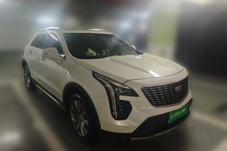 Used Cadillac XT4 2020 Revised Version 28T Two-Wheel Drive Leading Edition Front Right 45 Deg
