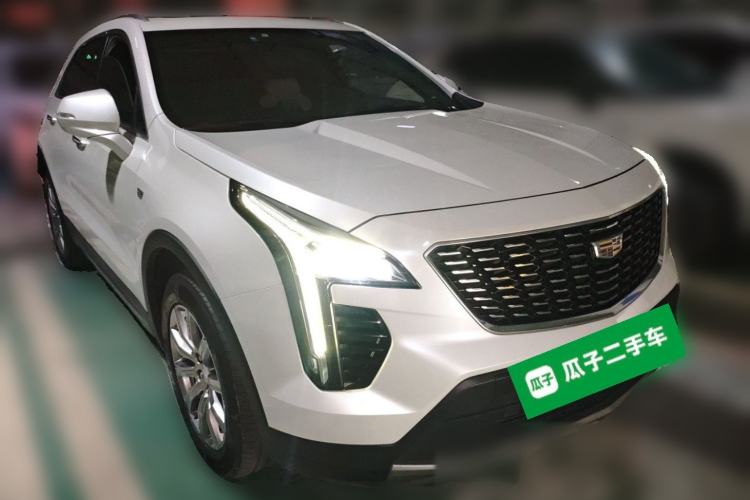 Used Cadillac XT4 2020 28T Two-Wheel-Drive Leading Version Front Right 45 Deg